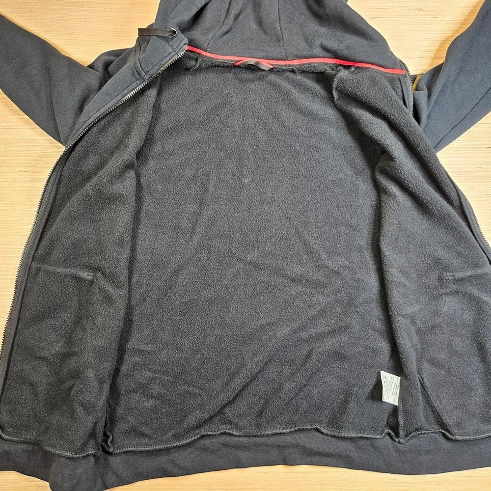 Jordan zip up